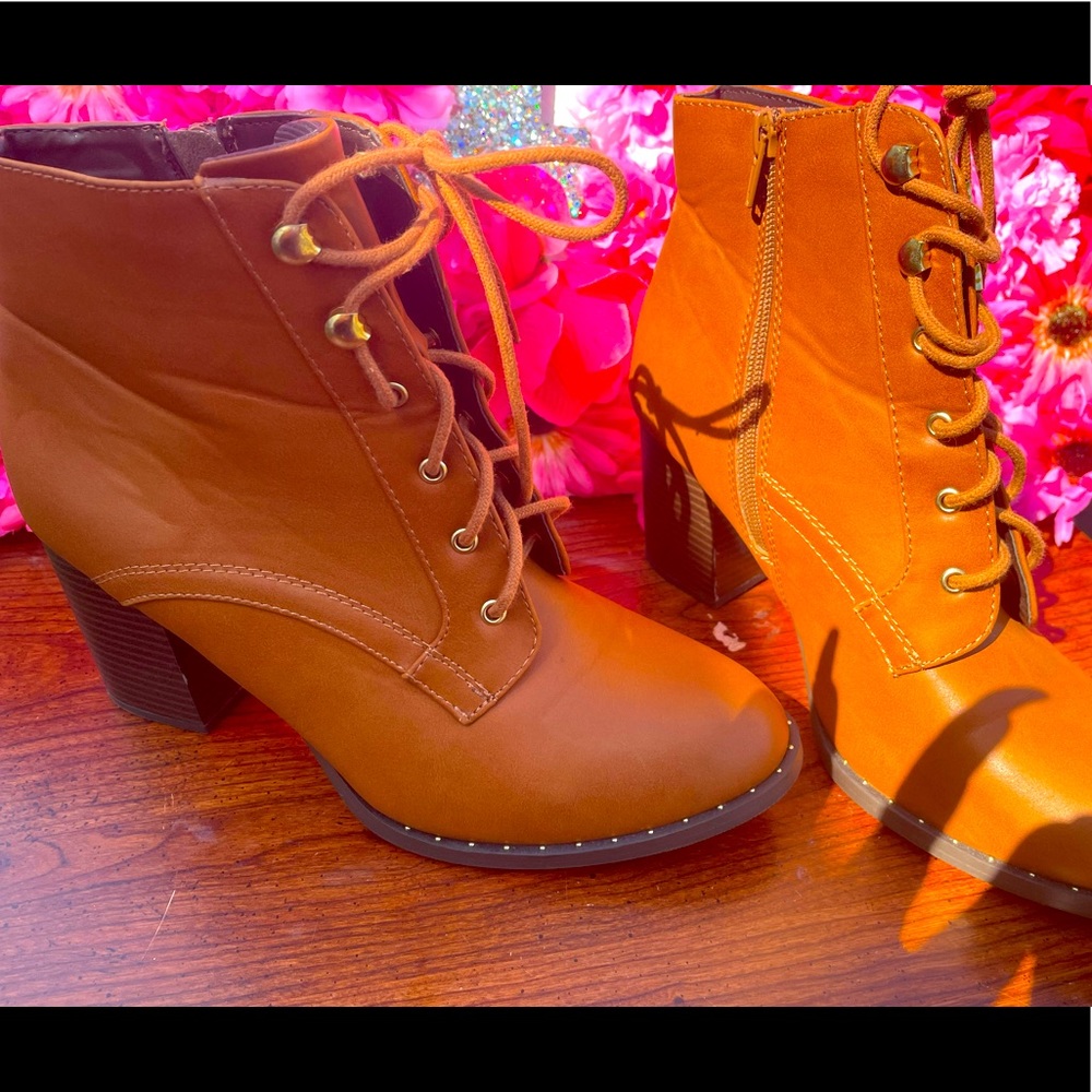 Women ankle booties